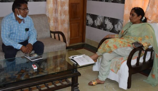 लंपी वायरस की रोकथाम के लिये टीकाकरण अभियान में तेजी लाये पशुपालन विभाग- खंडूडी