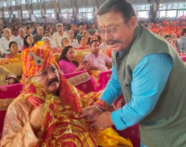 गो सेवा आयोग के अध्यक्ष ने दी महाराज को शुभकामनाएं
