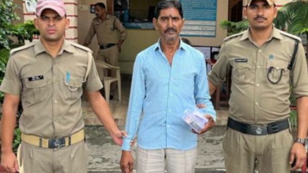 50 हज़ार रुपये चोरी करने वाला गिरफ्तार, बैंक की काउण्टर लाईन से की थी चोरी