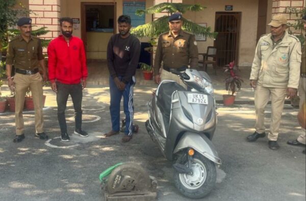 पाईप कटर चोरी करने वाले दो चोर गिरफ्तार