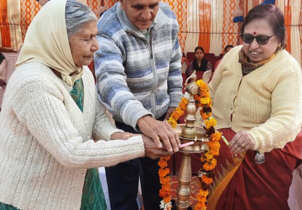 क्रेडल पब्लिक स्कूल में वार्षिक खेलों का हुआ रंगारंग समापन