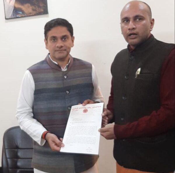 प्रवीण पुरोहित के नेतृत्व में स्वदेशी जागरण मंच के प्रतिनिधिमंडल ने की पशुपालन मंत्री सौरभ बहुगुणा से मुलाकात