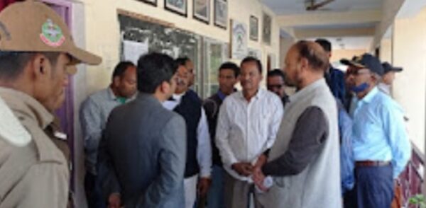 बेरोजगारों पर लाठी भांजने पर भड़की यूकेडी
