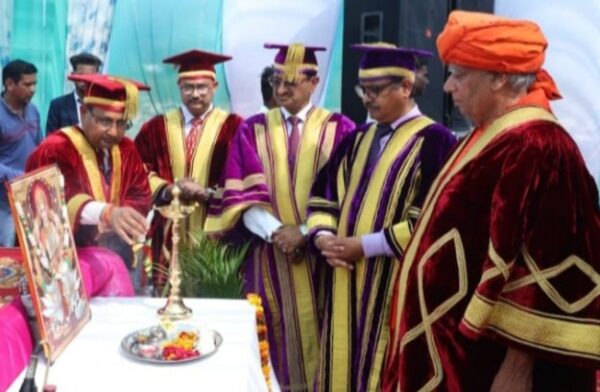 भगवंत ग्लोबल विश्वविद्यालय के चतुर्थ दीक्षांत समारोह में 170 छात्र-छात्राओं को दी गयी उपाधि