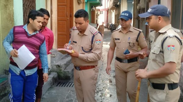 बिना सत्यापन किरायेदार रखने वाले 11 मकान मालिकों पर लगा 1 लाख 10 हजार रुपये का जुर्माना