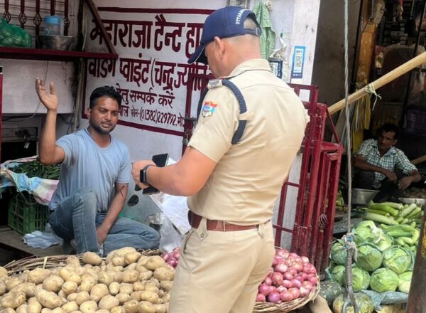 कोटद्वार में सत्यापन न कराने वाले वाले 16 मकान मालिकों पर लगा 1 लाख 60 हज़ार रुपये का जुर्माना