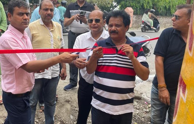 रोटरी क्लब के तत्वावधान में यात्री विश्राम स्थल व पानी की टंकियो का हुआ शुभारंभ