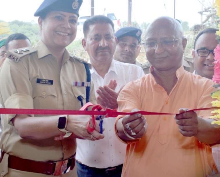 नैनीडांडा पुलिस चौकी के नवनिर्मित भवन का हुआ उद्घाटन