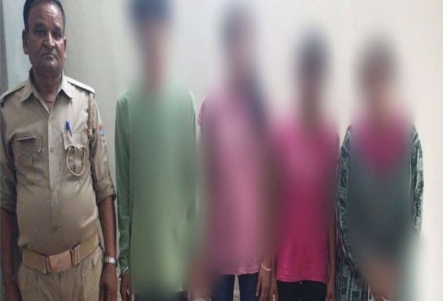 घर से गायब दो नाबालिग युवतियां हुई बरामद