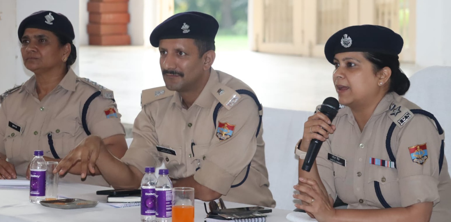 कांवड़ मेले को लेकर एसएसपी ने की स्थानीय लोगों के साथ गोष्ठी