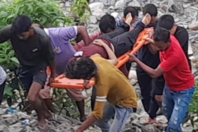 सतपुली के दंग्लेश्वर महादेव मंदिर में जल चढाने गयी दो युवतियों की नयार नदी में डूबने से हुई मौत