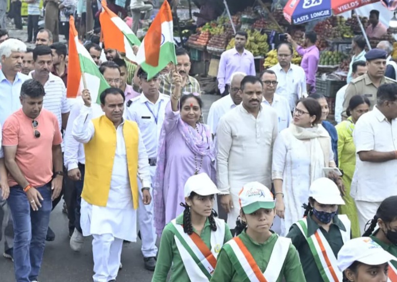 ‘मेरी माटी मेरा देश’ कार्यक्रम के तहत कोटद्वार में निकली तिरंगा यात्रा