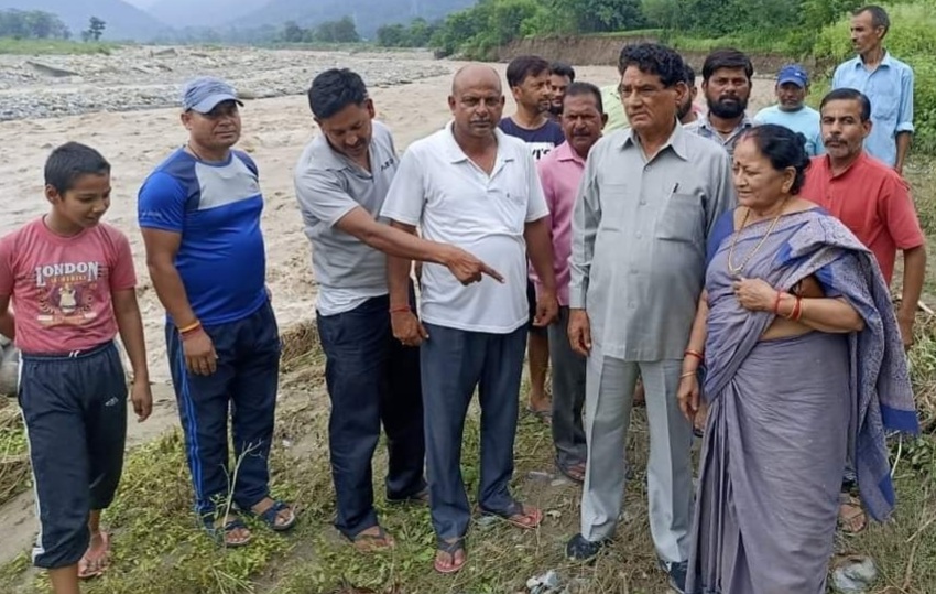 जनप्रतिनिधि के क्षेत्र में नही रहने से हुए करोड़ों के नुकसान- सुरेन्द्र सिंह नेगी