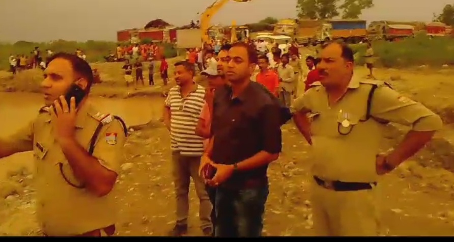 पौड़ी पुलिस की तत्परता से बची 5 लोगों की जान