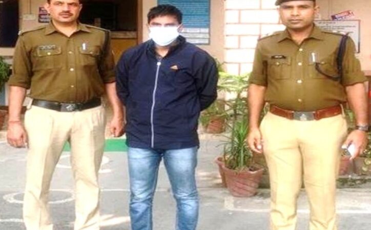 युवती का पीछा करते हुये घर में घुसकर मारपीट करने वाला अभियुक्त गिरफ्तार