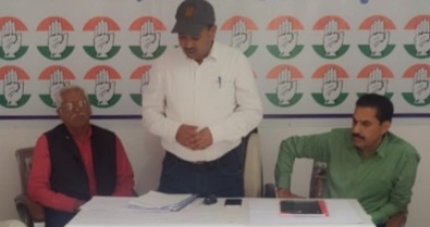 कोटद्वार जिला कांग्रेस ने राज्य स्थापना दिवस पर राज्य आंदोलनकारियों को किया याद
