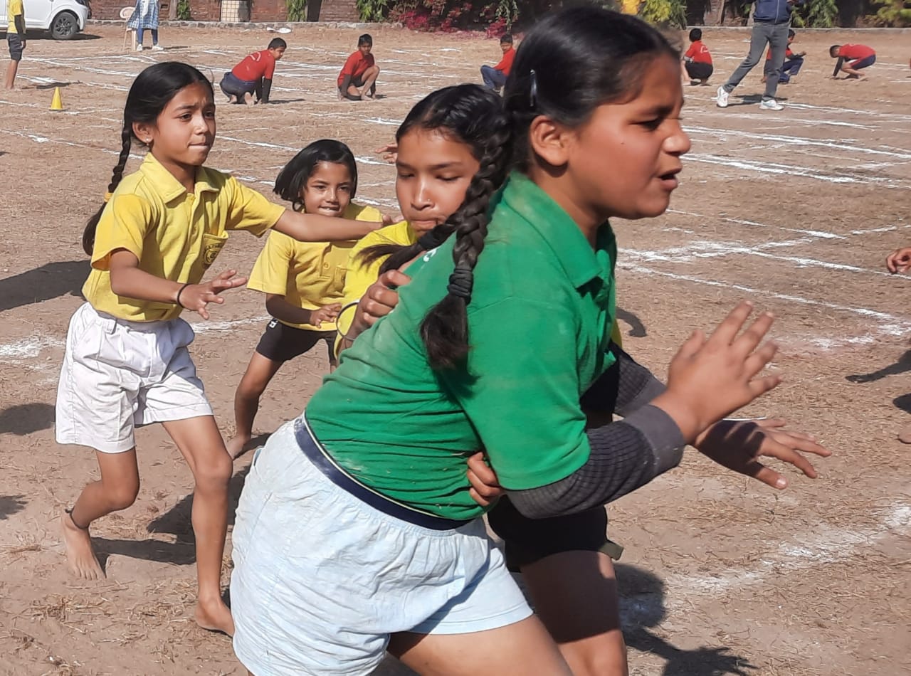 कबड्डी व खो-खो का विजेता बना ब्लू हाउस, क्रैडल में वार्षिक खेल सप्ताह के तीसरे दिन हुआ प्रतियोगिताओं का आयोजन