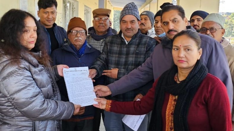 अंकिता हत्याकांड पर सुनुवाई के दौरान नए खुलासों के बाद भी सम्बन्धित के खिलाफ कार्यवाई न होने पर भड़की कांग्रेस, शीघ्र कार्यवाई के लिये राष्ट्रपति को भेजा ज्ञापन
