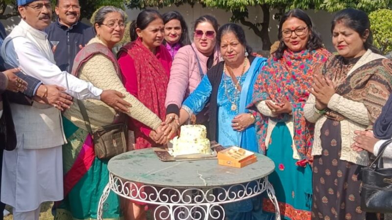 धूमधाम से मनाया गया विधानसभा अध्यक्ष का जन्मदिन