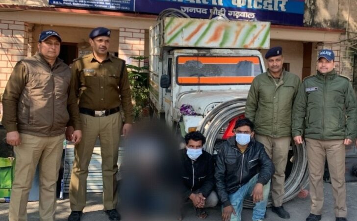 कोटद्वार नॉर्थ कॉर्बेट रिर्जोट और दुगड्डा में हुयी चोरी की वारदात का कोटद्वार पुलिस ने किया पर्दाफाश