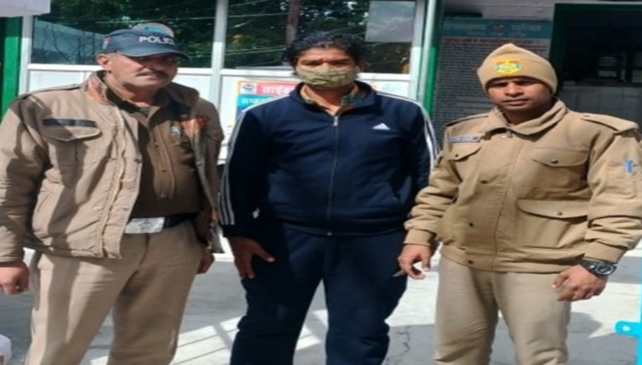फरार चल रहे वारण्टी को पौड़ी पुलिस ने किया गिरफ्तार