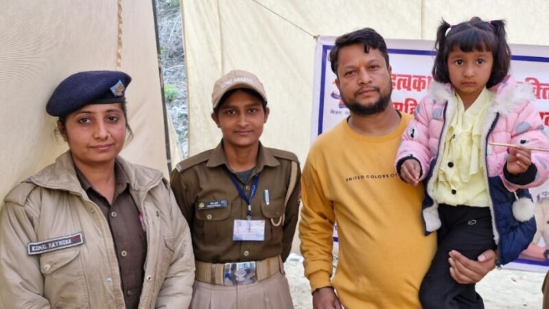 पौड़ी पुलिस ने कण्वाश्रम महोत्सव मेला में अपने परिजनों से बिछड़े 4 नाबालिग बच्चों को सकुशल किया बरामद