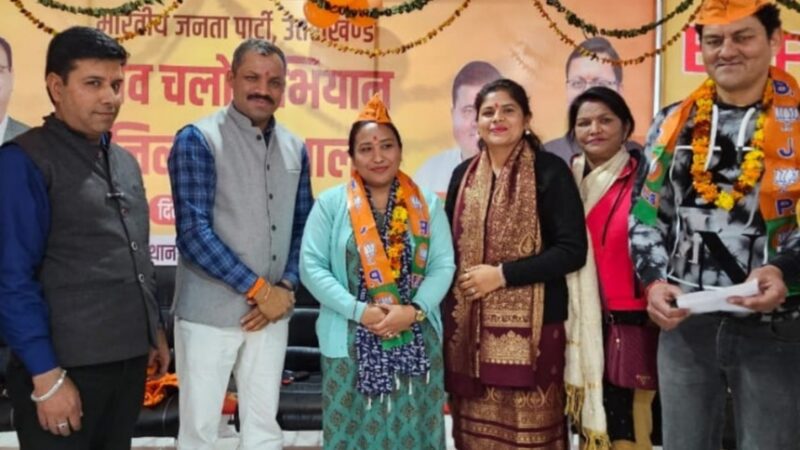 वीरेंद्र के नेतृत्व में कोटद्वार में बढ़ रहा भाजपा का कुनबा
