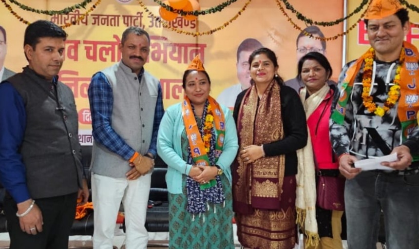 वीरेंद्र के नेतृत्व में कोटद्वार में बढ़ रहा भाजपा का कुनबा
