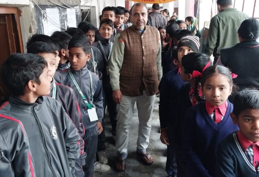 रोटरी क्लब ने निकाली पल्स पोलियो जागरूकता रैली