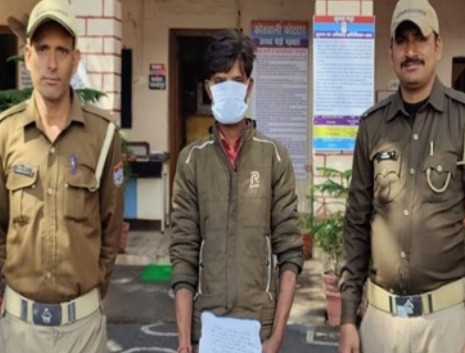 114 पव्वे अवैध अंग्रेजी शराब के साथ 2  गिरफ्तार