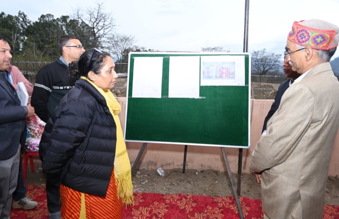 1 करोड़ 55 लाख की लागत से बन रहे ग्रामीण निर्माण विभाग कोटद्वार के कार्यालय का हुआ शिलान्यास