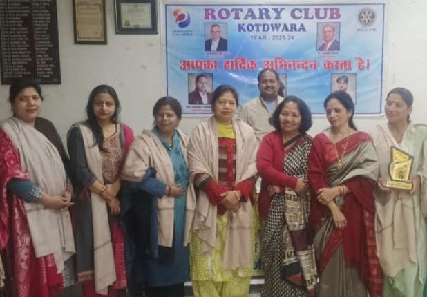 रोटरी क्लब ने अन्तरराष्ट्रीय महिला दिवस पर 5 महिलाओं को किया सम्मानित
