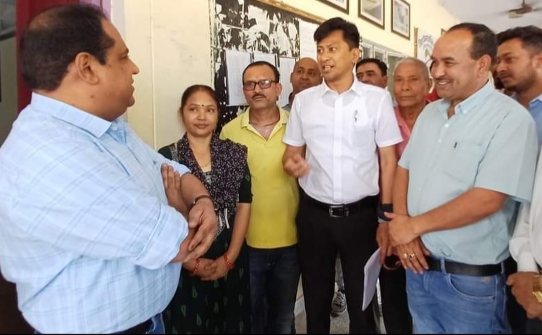 बिजली के दामों में वृद्धि करने पर भड़की कांग्रेस, राज्यपाल को भेजा ज्ञापन