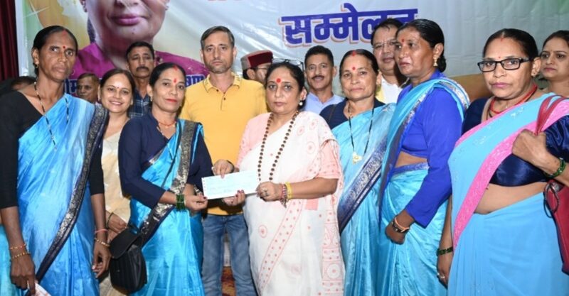 119 महिला स्वयं सहायता समूहों को विधानसभा अध्यक्ष ने किया सम्मानित