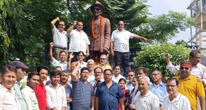 महानगर कांग्रेस ने वीर चंद्र सिंह गढ़वाली को 45वीं पुण्य तिथि पर दी श्रद्धांजलि