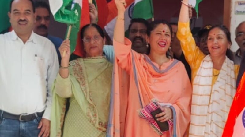 ज़िला कांग्रेस ने ‘अहिंसा दिवस’ के रूप में मनाई गांधी व शास्त्री की जयंती