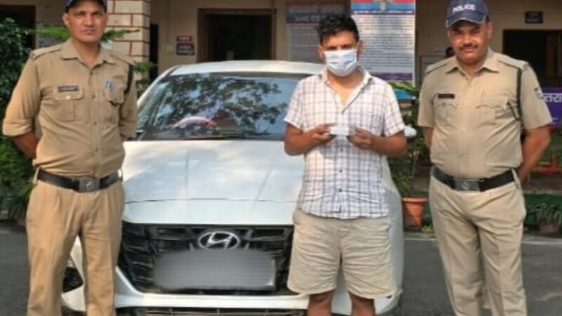13.40 ग्राम अवैध स्मैक के साथ नशा तस्कर वाहन सहित गिरफ्तार