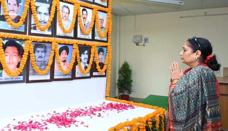 विधानसभा भवन में सादगी से मनाया गया 25वां राज्य स्थापना दिवस