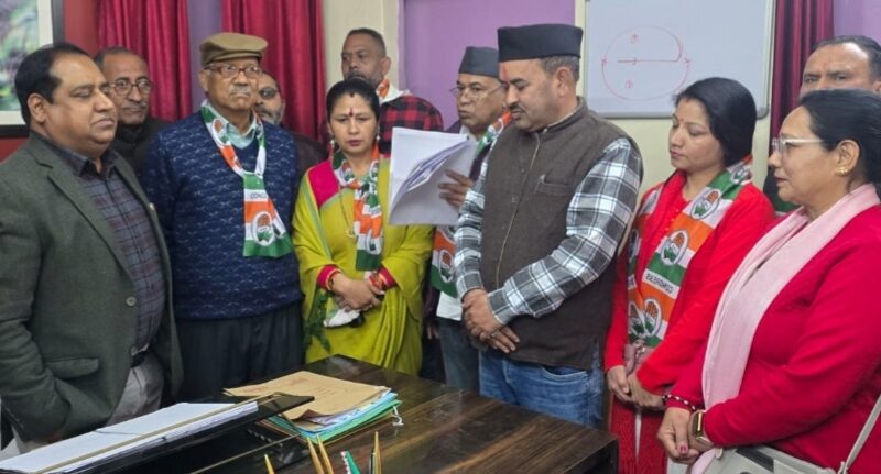 प्रदेश की लचर कानून व्यवस्था के खिलाफ कांग्रेस ने राज्यपाल को भेजा ज्ञापन