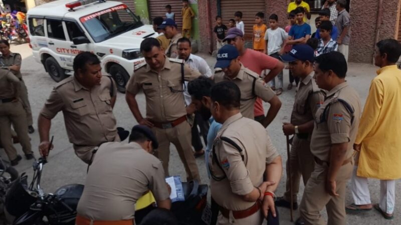 नौकरों/किरायदारों का सत्यापन ना कराने वाले 48 मकान मालिकों पर पौड़ी पुलिस ने कुल 4.8 लाख का लगाया जुर्माना