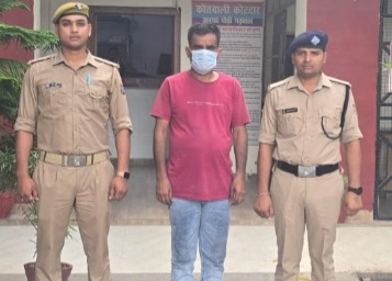 कोटद्वार पुलिस ने 52 पव्वे अंग्रेज़ी शराब के साथ एक अभियुक्त को किया गिरफ्तार