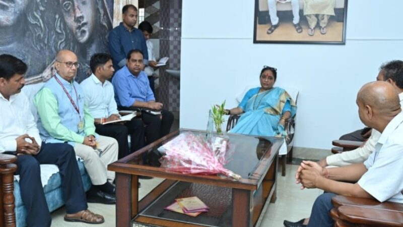 मालन पुल निर्माण पर विधानसभा अध्यक्ष का आभार व्यक्त करने पहुंचे सिडकुल सिगड्ड़ी के उद्योगपति