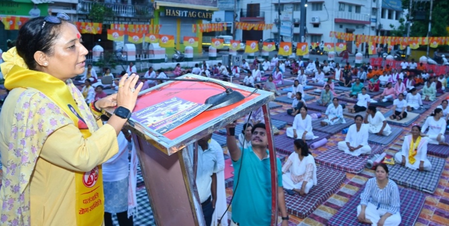 योग न केवल स्वास्थ्य का माध्यम है, बल्कि यह जीवन की समरसता, संतुलन और शांति का मार्ग भी है – ऋतु खण्डूडी भूषण
