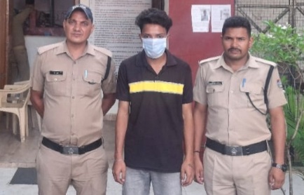 बलवा मारपीट एवं पारिवारिक विवाद से सम्बन्धी मामले में 2 वारंटी गिरफ्तार
