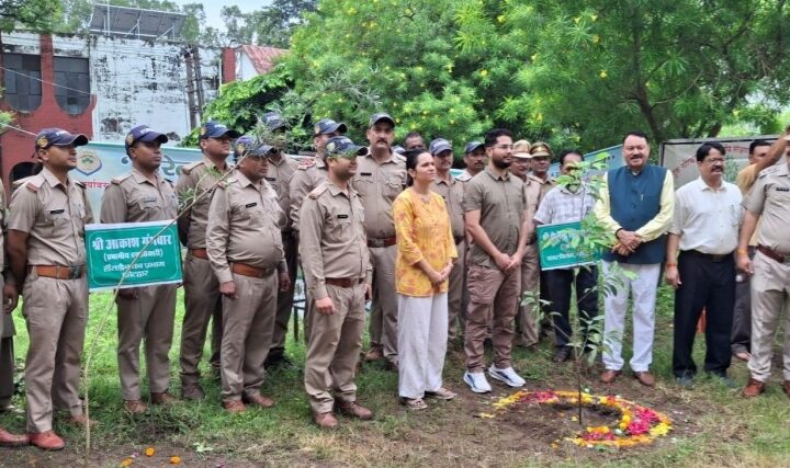 लैंसडाउन वन प्रभाग की कोटद्वार रेंज ने पीजी कॉलेज में मनाया हरेला महोत्सव