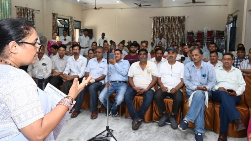 विधायक कोटद्वार ऋतु खण्डूडी भूषण ने सरकारी सस्ता गल्ला विक्रेताओं की सुनी समस्याए