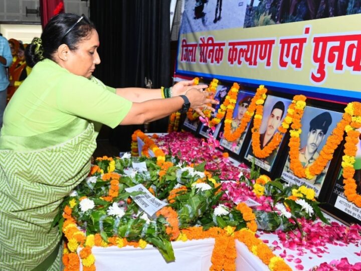 कारगिल शौर्य दिवस पर विधानसभा अध्यक्ष ने दी शहीदों को श्रद्धांजलि