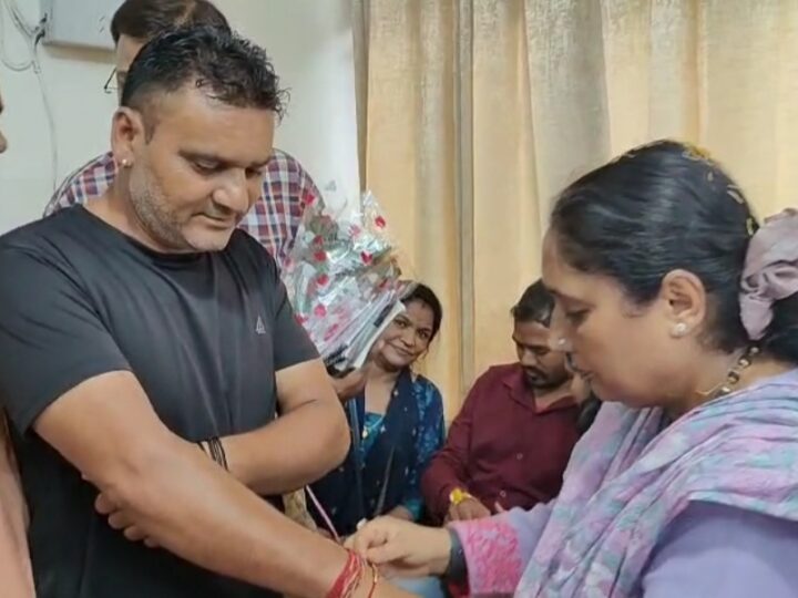 विधानसभा अध्यक्ष ने कोटद्वारवासियों के साथ मनाया रक्षा बंधन