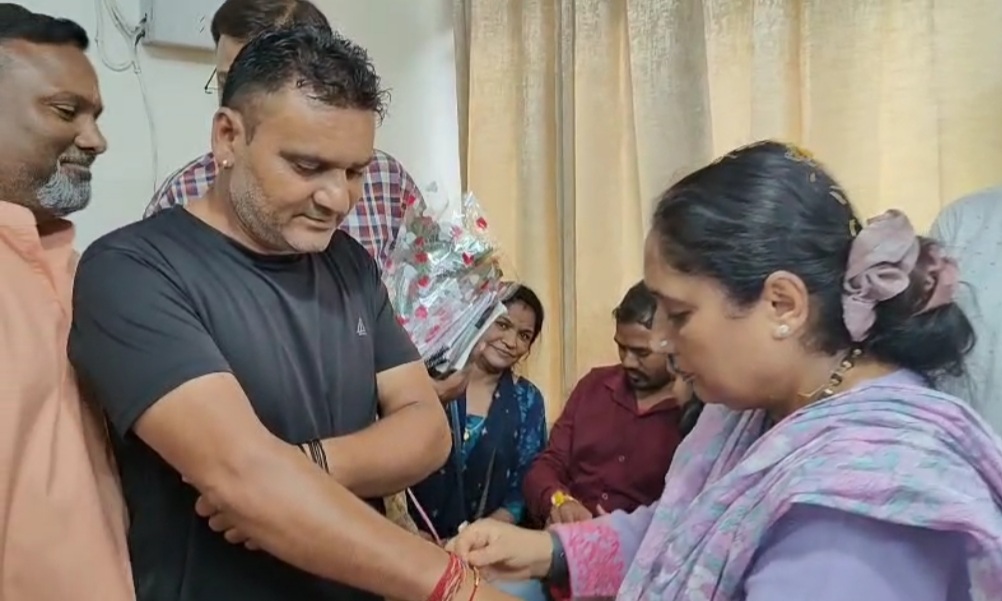 विधानसभा अध्यक्ष ने कोटद्वारवासियों के साथ मनाया रक्षा बंधन
