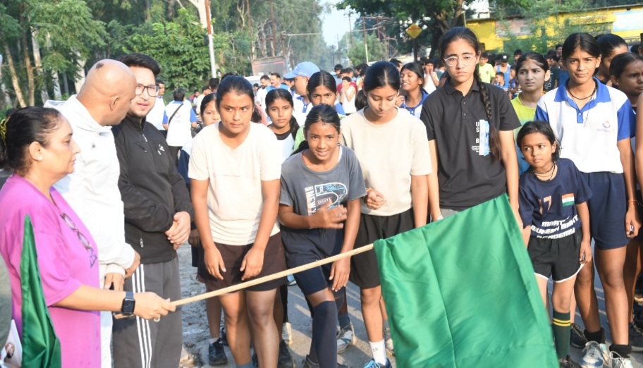 सेवा पखवाड़ा कार्यक्रम के अंतर्गत कोटद्वार विधायक ने ‘नमो युवा मैराथन दौड़’ का किया शुभारंभ